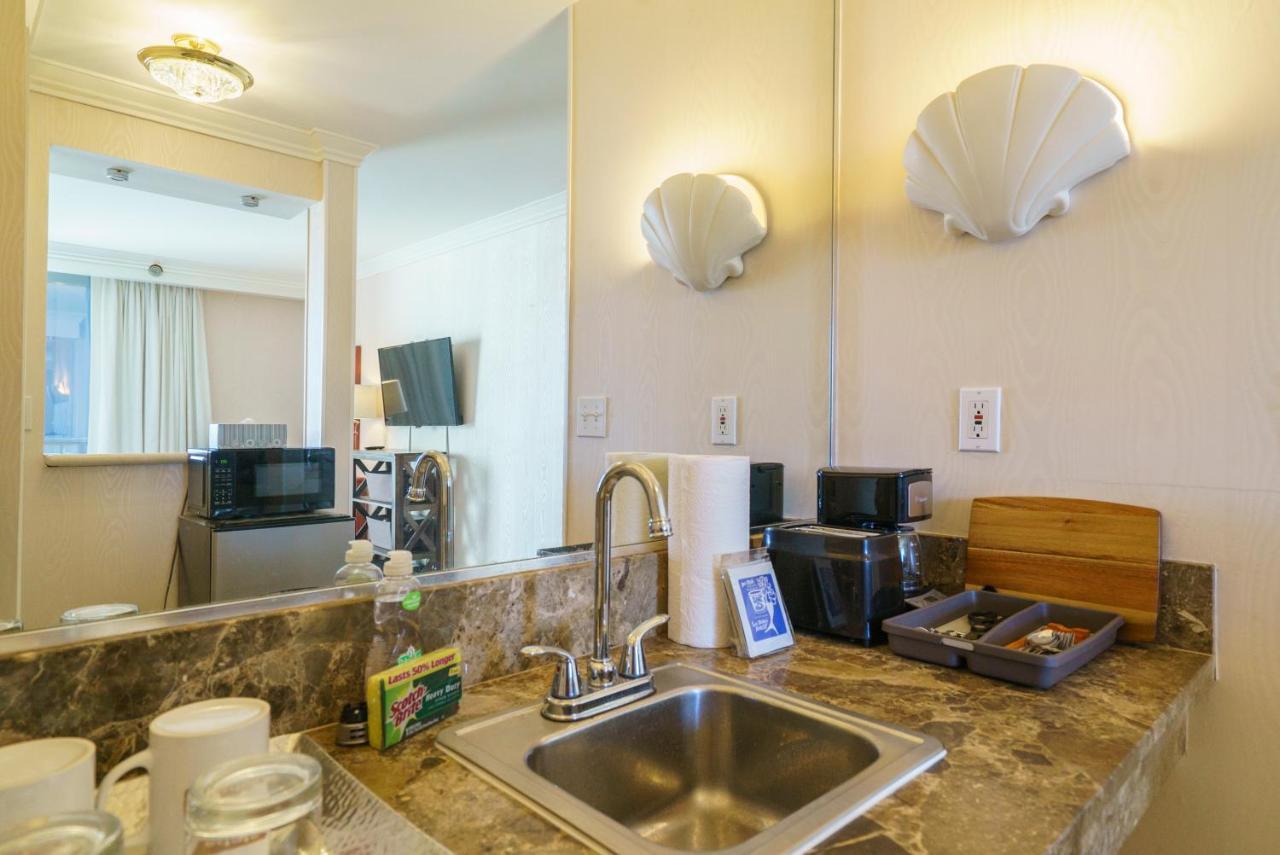 Studio Unit At The Royal Garden, In Waikiki ワイキキ・ロイヤルガーデン Гонолулу Екстер'єр фото
